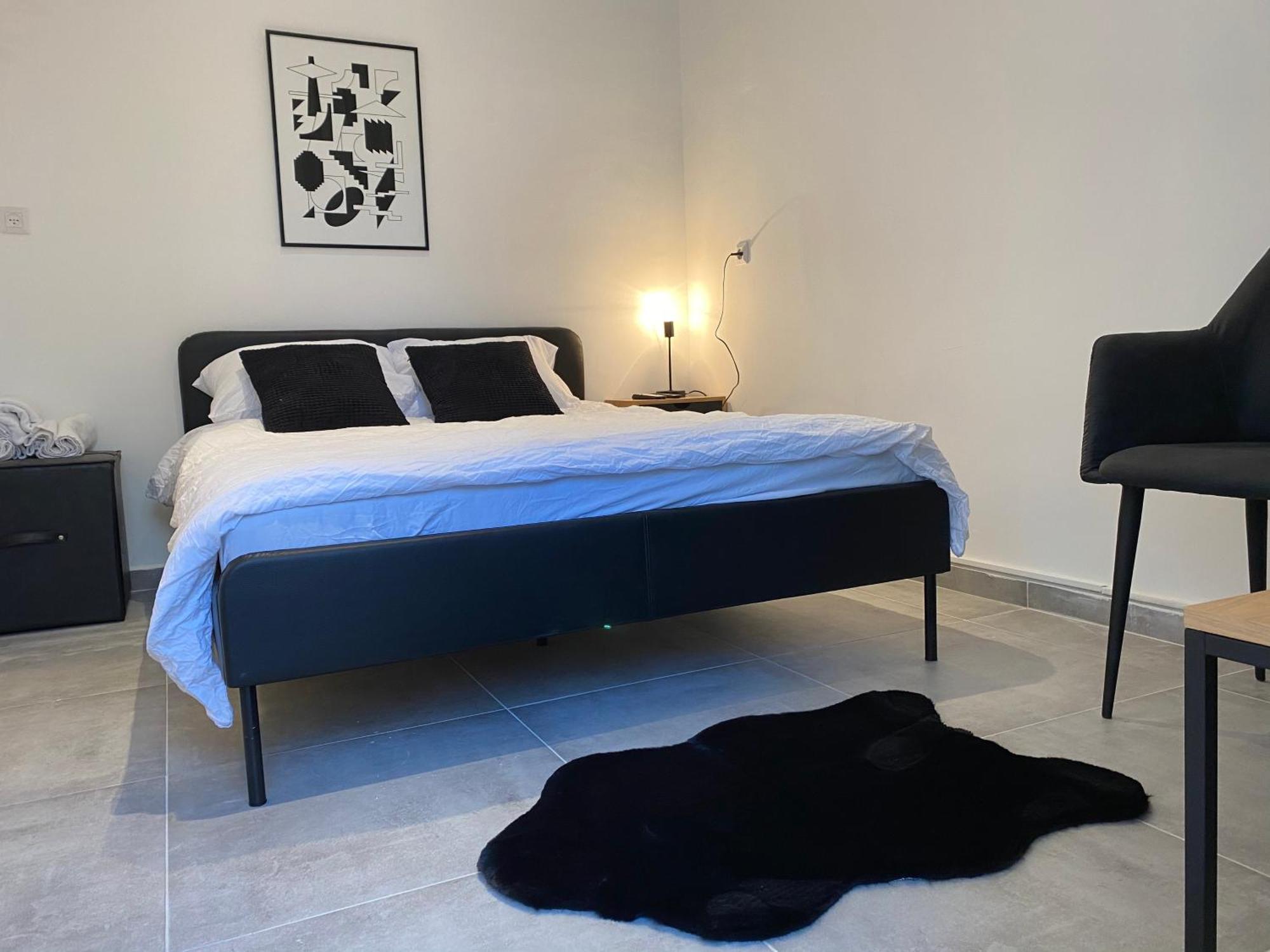 Yona 8 Bed & Breakfast Tel Aviv Bilik gambar