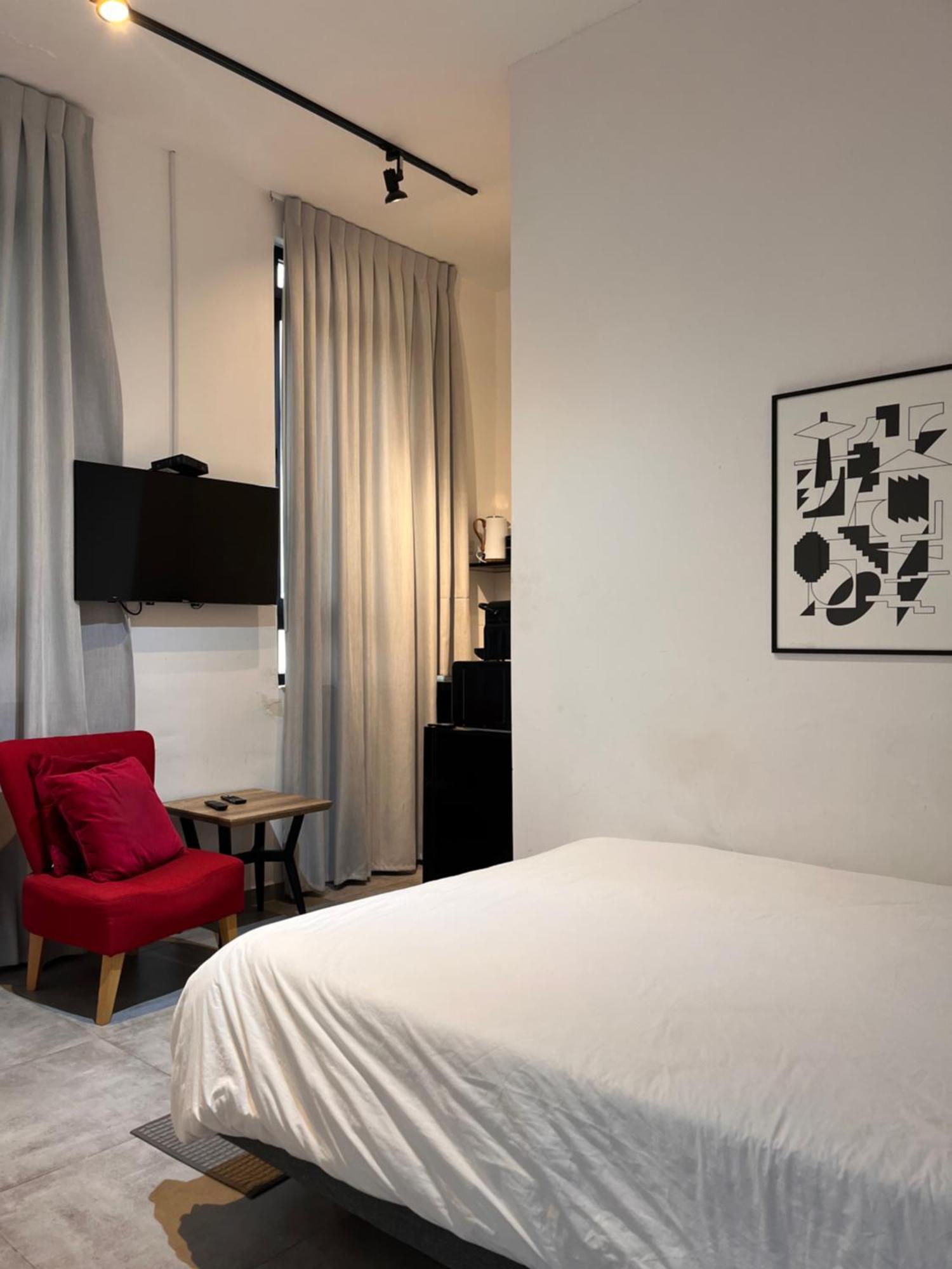 Yona 8 Bed & Breakfast Tel Aviv Bilik gambar