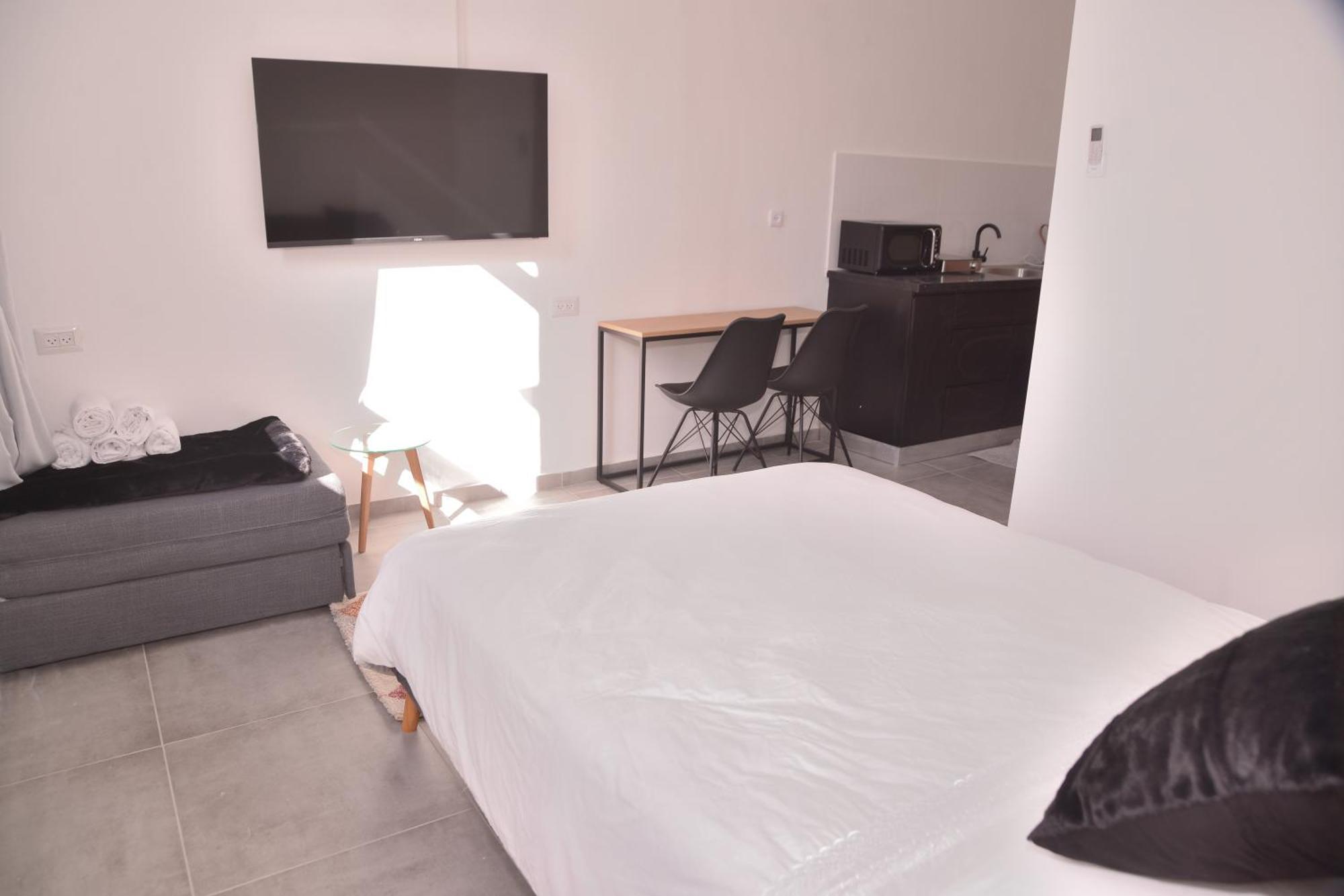 Yona 8 Bed & Breakfast Tel Aviv Bilik gambar