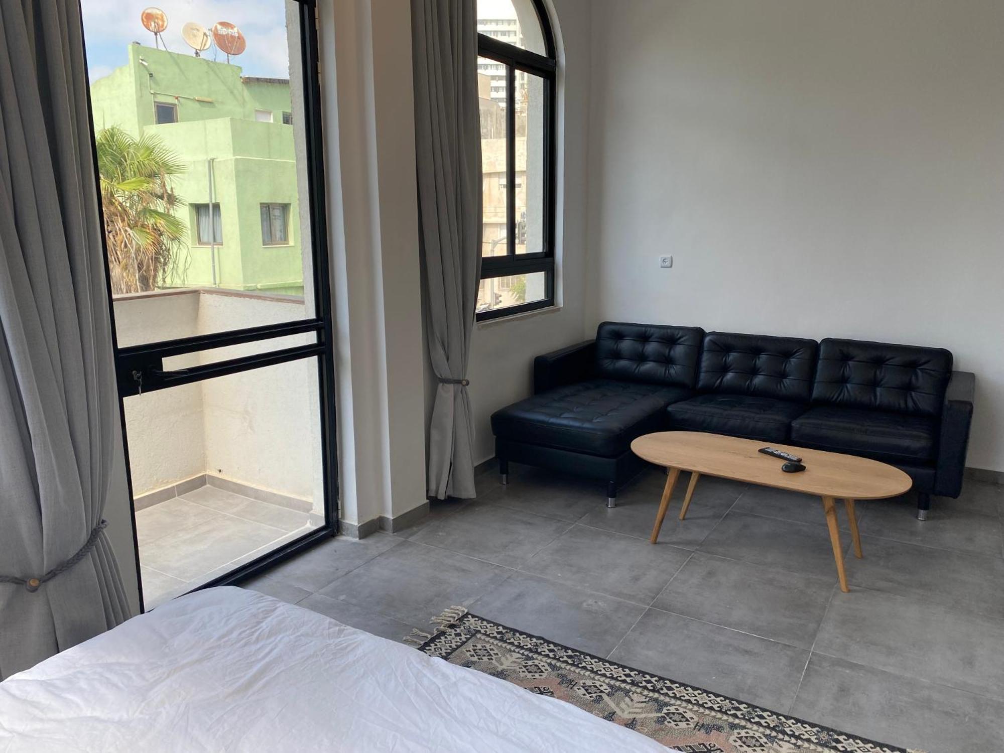 Yona 8 Bed & Breakfast Tel Aviv Bilik gambar