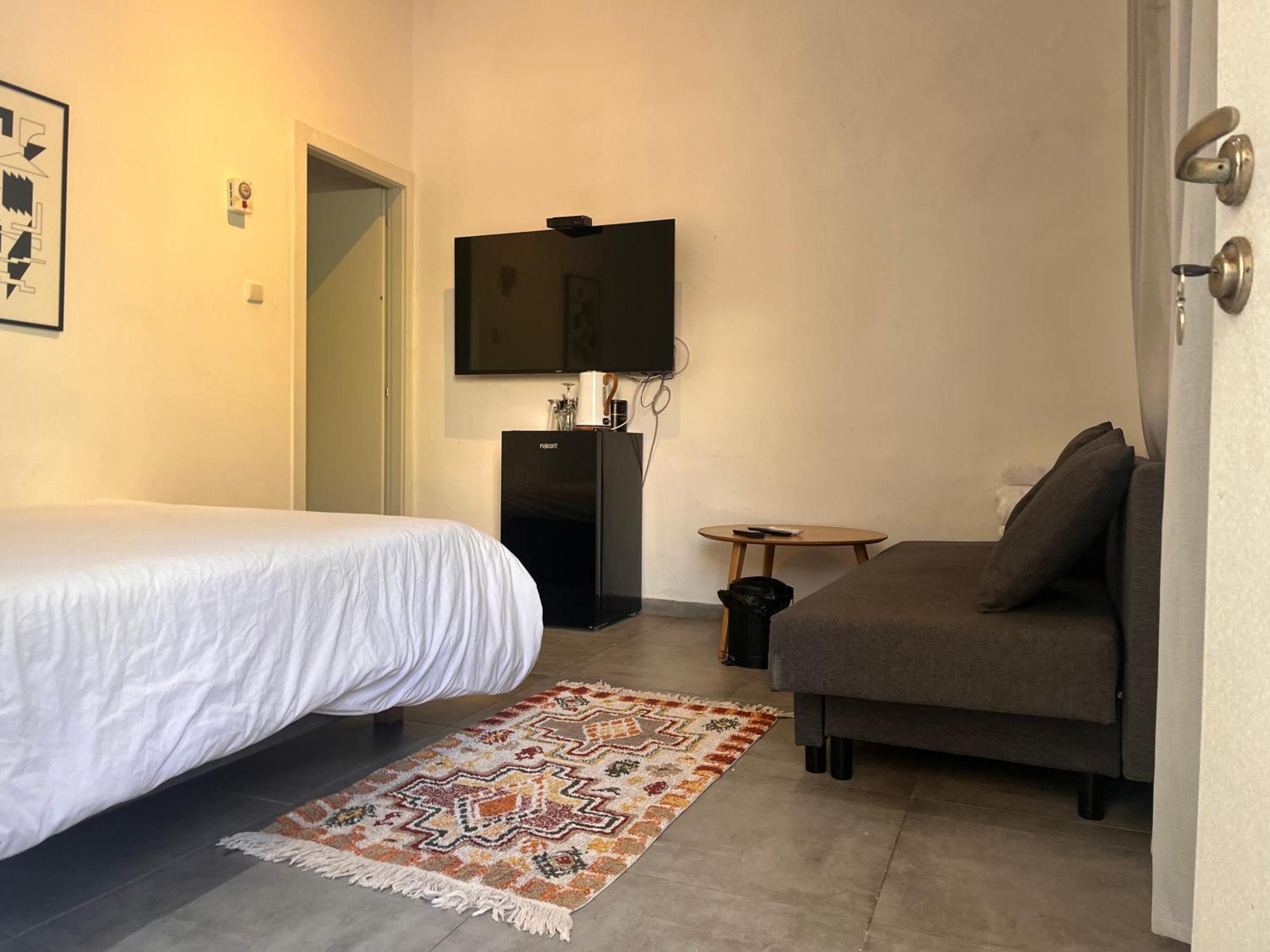 Yona 8 Bed & Breakfast Tel Aviv Bilik gambar