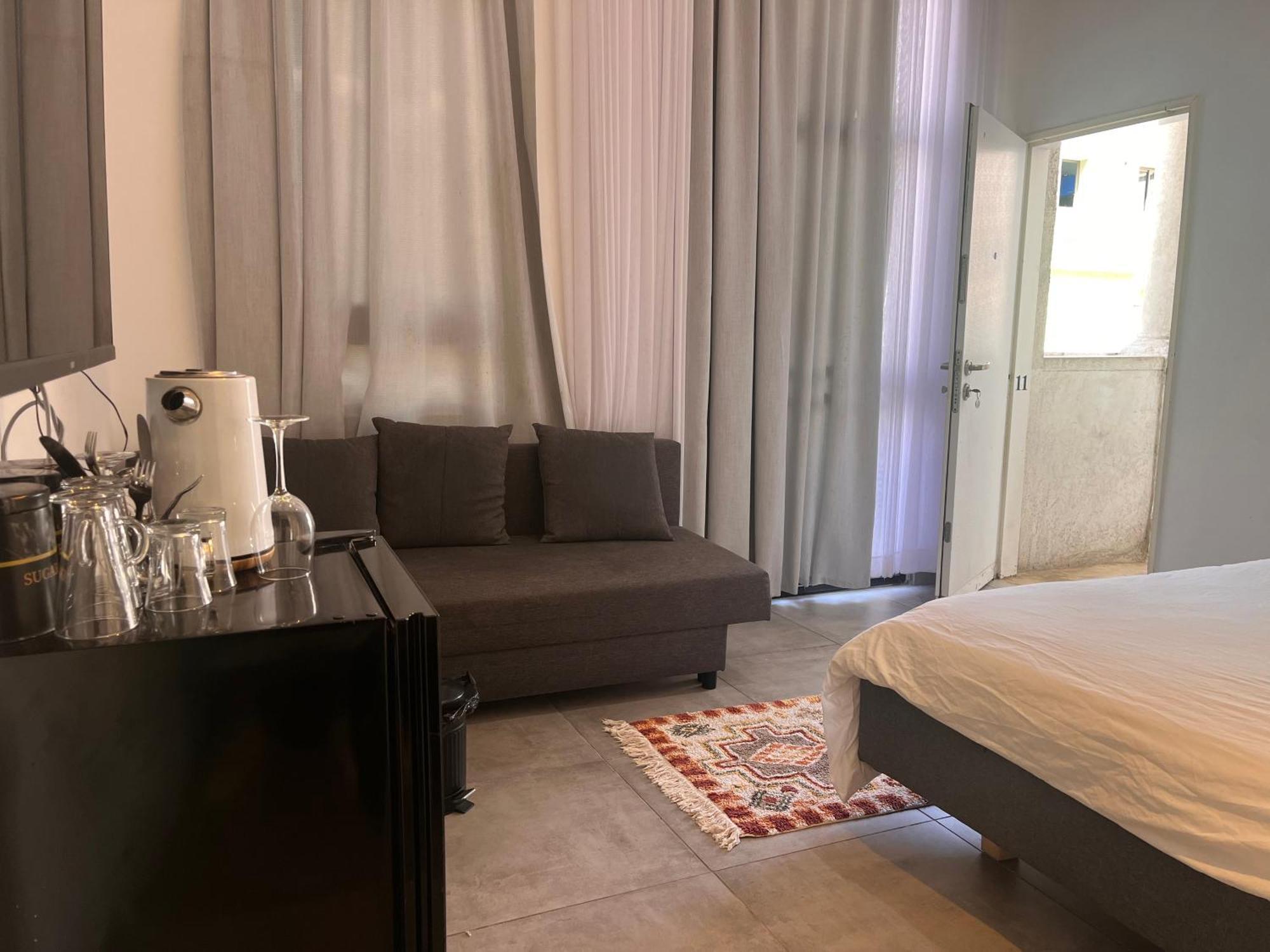 Yona 8 Bed & Breakfast Tel Aviv Bilik gambar